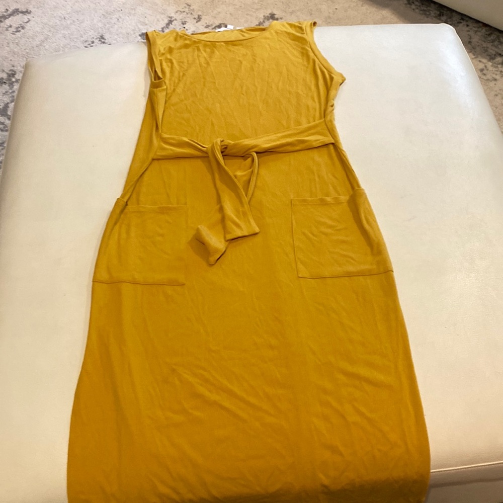 Tank midi dress with pockets!